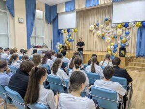 Разговор по душам: медпсихолог РКНД встретился с гимназистами